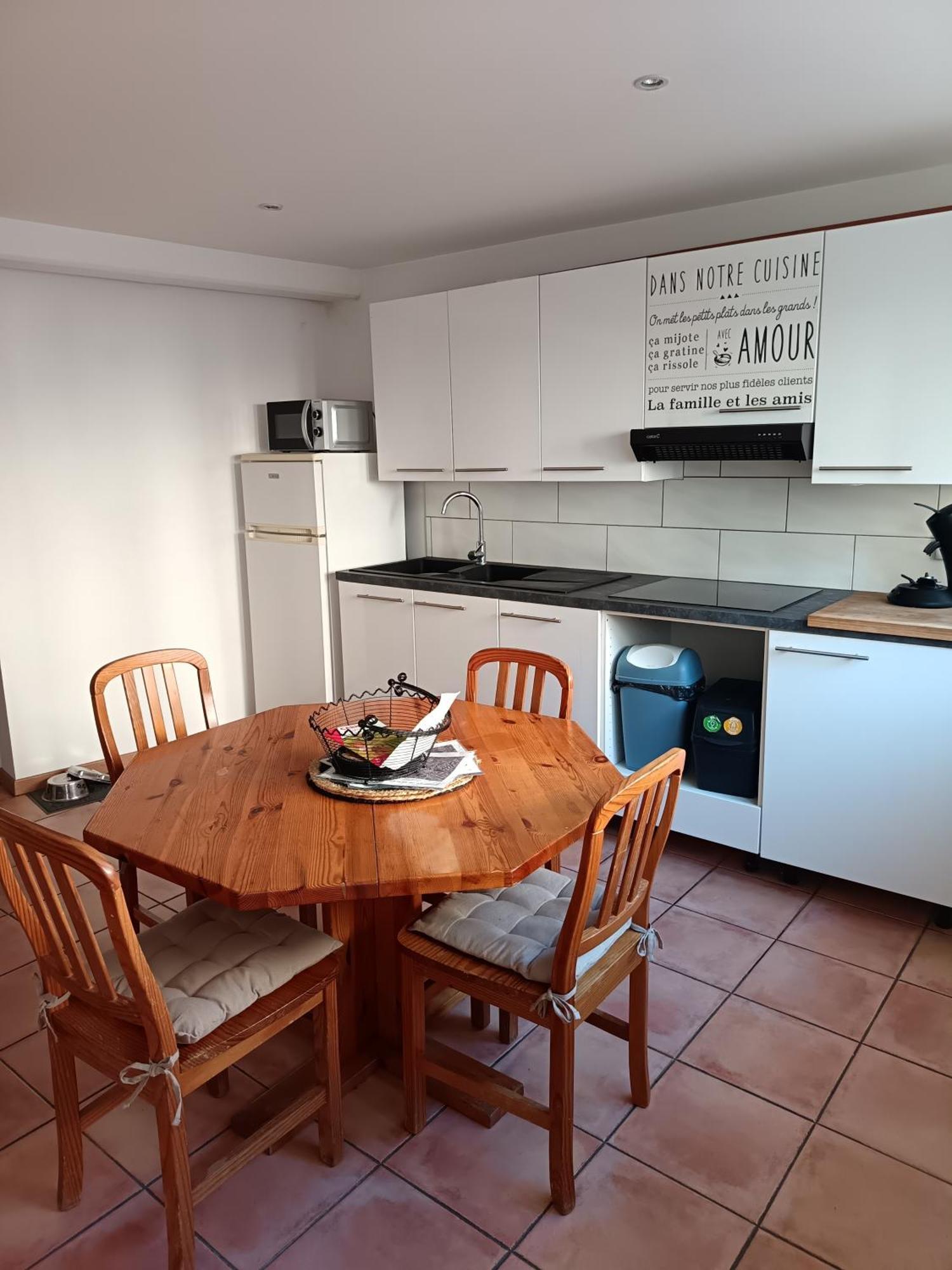 La Petite Cabriere Hotell Cazouls-lès-Béziers Exteriör bild